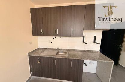 Apartment - Studio - 1 for rent in Orchid Towers - Tiger Downtown Ajman - Al Alia - Ajman Apartment - Studio - 1 for rent in Orchid Towers - Tiger Downtown Ajman - Al Alia - Ajman