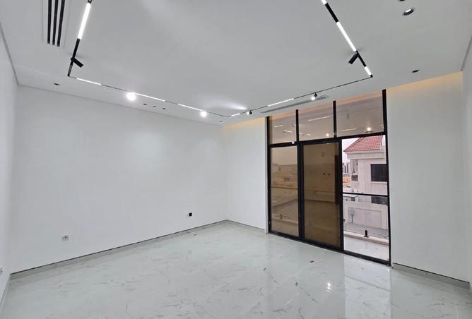 114608878 - Property Image 2
