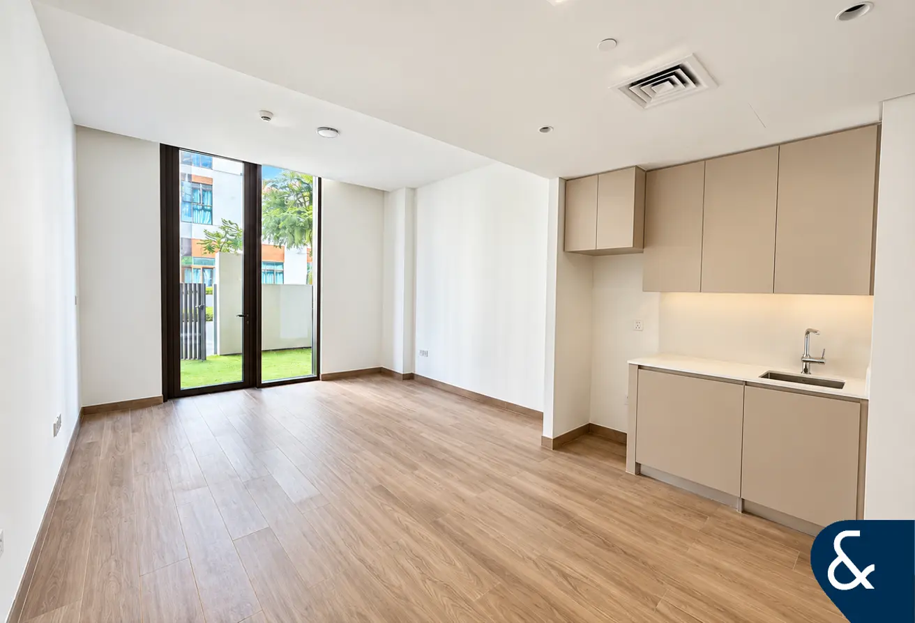 126571054 - Property Main Image
