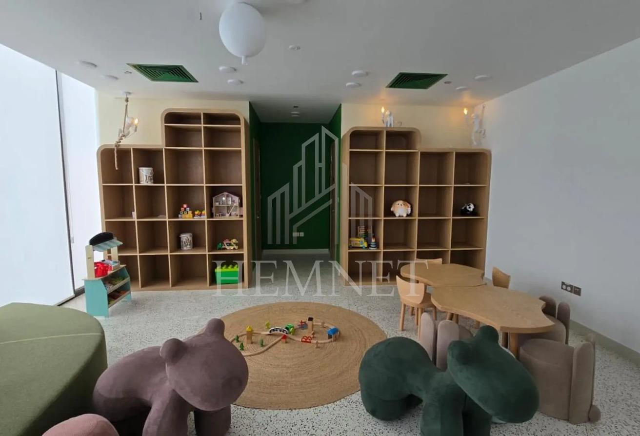 Multiple Payments | Vacant | Garden View photo 13