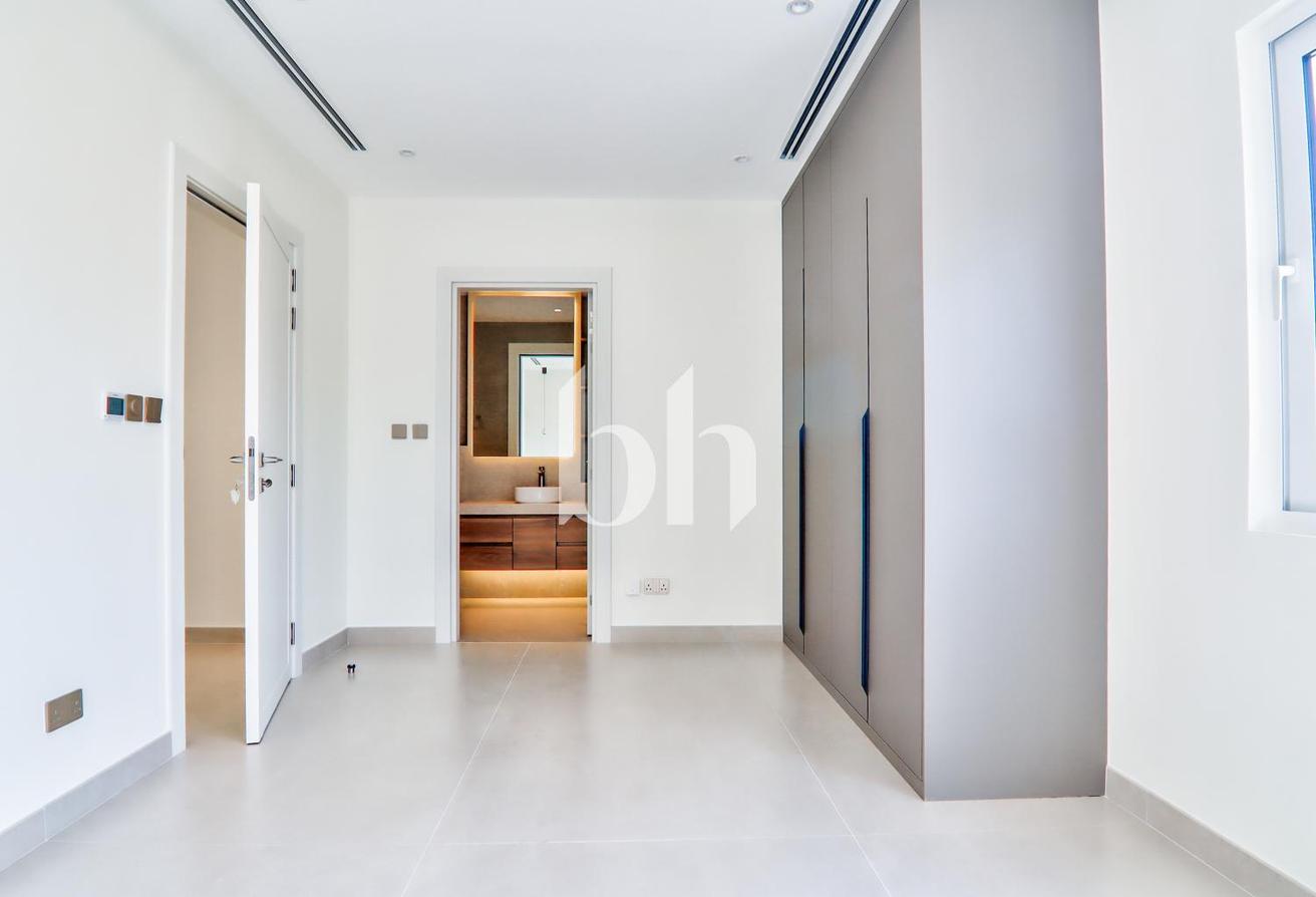 Fully Upgraded | 4 En-Suite Bedrooms | Pool photo 18