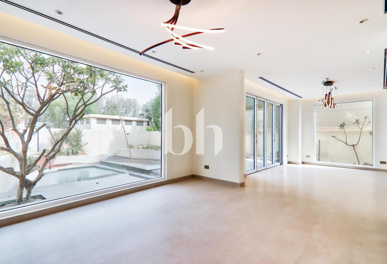 Fully Upgraded | 4 En-Suite Bedrooms | Pool photo 6
