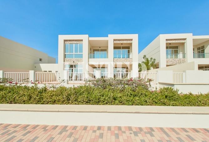 126563400 - Property Main Image