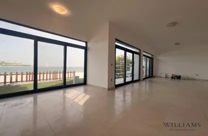 Villa - 5 Bedrooms - 5 Bathrooms for rent in Palma Residences - Palm Jumeirah - Dubai