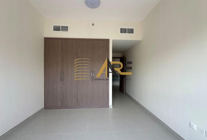 144634302 - Property Image 2