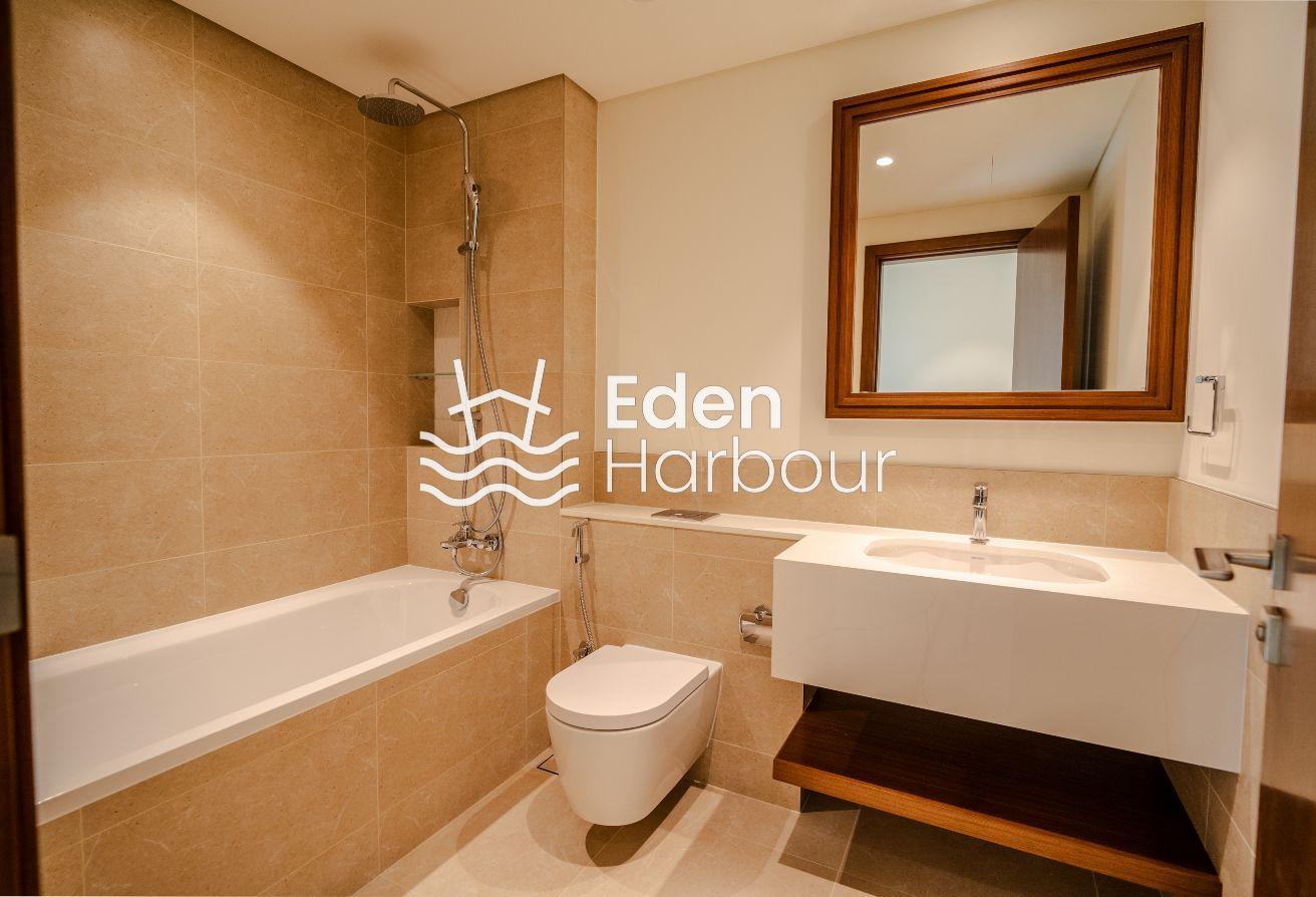FULL MARINA VIEWS | HIGH FLOOR | CORNER photo 14