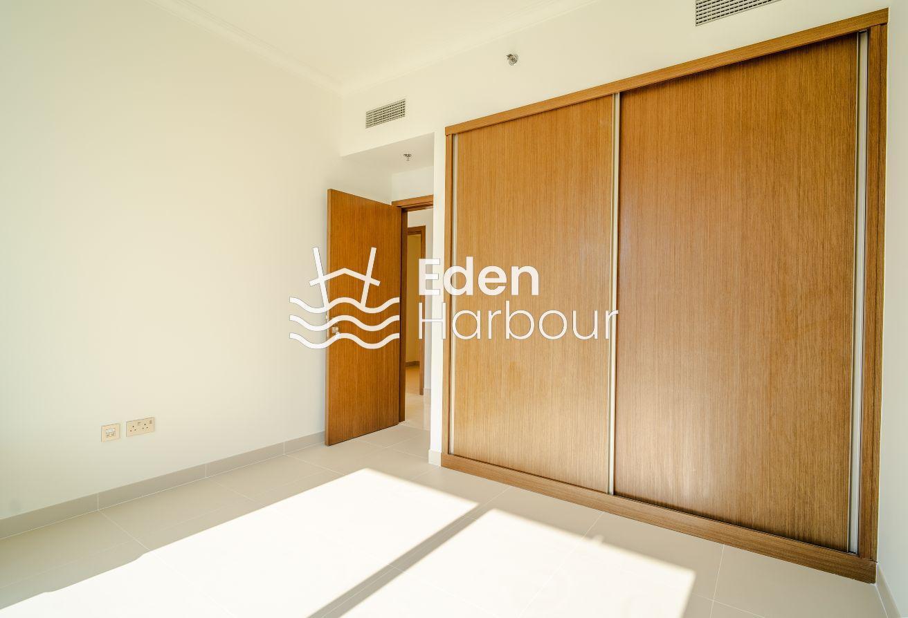 FULL MARINA VIEWS | HIGH FLOOR | CORNER photo 4