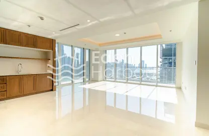 Apartment - 3 Bedrooms - 3 Bathrooms for rent in Palace Beach Residence Tower 1 - Palace Beach Residence - EMAAR Beachfront - Dubai Harbour - Dubai