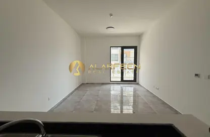 شقة - غرفة نوم - 2 حمامات للايجار في مبني ماراح - المدينة العالمية المرحلة 2 - 4 الورسان - الورسان - دبي شقة - غرفة نوم - 2 حمامات للايجار في مبني ماراح - المدينة العالمية المرحلة 2 - 4 الورسان - الورسان - دبي