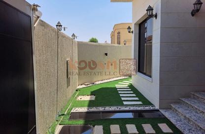 Villa - 5 Bedrooms - 7 Bathrooms for sale in Al Mowaihat 2 - Al Mowaihat - Ajman Villa - 5 Bedrooms - 7 Bathrooms for sale in Al Mowaihat 2 - Al Mowaihat - Ajman