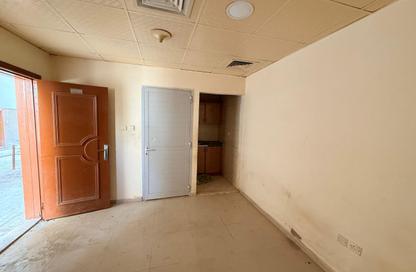 Apartment - Studio - 1 Bathroom for rent in Al Khan Corniche - Al Khan - Sharjah