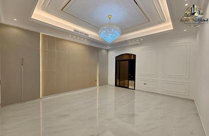 Villa - 5 Bedrooms - 7 Bathrooms for sale in Al Mowaihat 2 - Al Mowaihat - Ajman Villa - 5 Bedrooms - 7 Bathrooms for sale in Al Mowaihat 2 - Al Mowaihat - Ajman