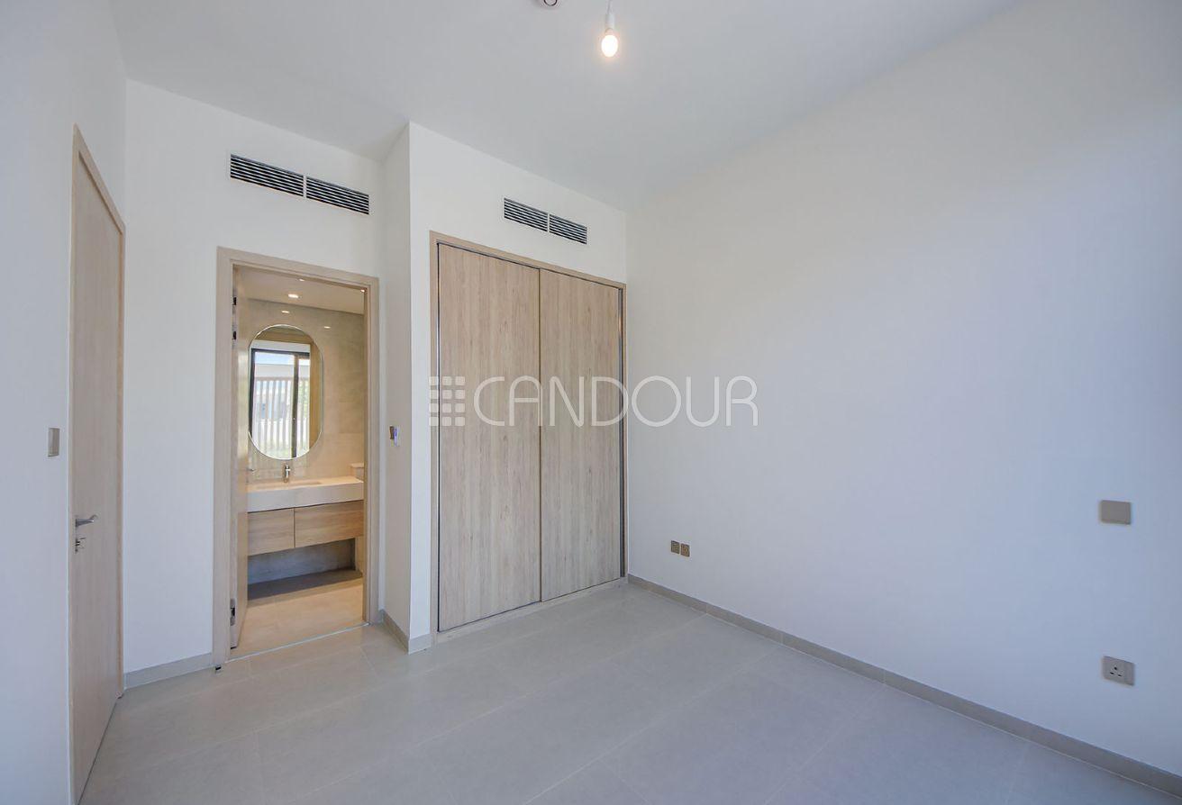 Type H1 4BR Villa | Vacant|Private Swimming Pool photo 8