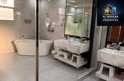 Villa - 5 Bedrooms - 7 Bathrooms for sale in Al Mowaihat 1 - Al Mowaihat - Ajman