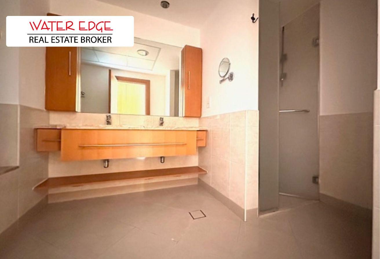 Spacious 2BR | Immaculate Condition | Golf View photo 16