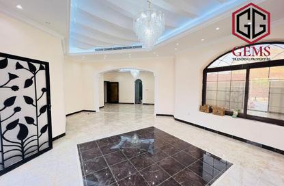 Villa - 5 - 6 for rent in Al Warqa'a 3 - Al Warqa'a - Dubai Villa - 5 - 6 for rent in Al Warqa'a 3 - Al Warqa'a - Dubai