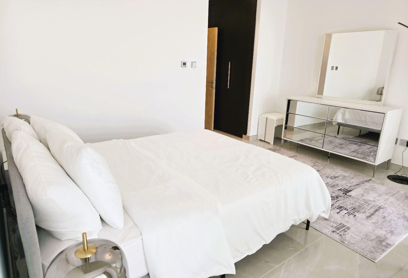 Luxurious With Maids | High Floor | Panoramic View photo 12