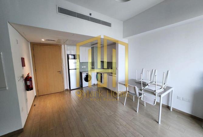 101988027 - Property Image 3