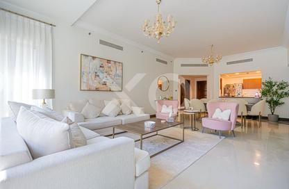 Apartment - 2 - 3 for rent in Golden Mile 10 - Golden Mile - Palm Jumeirah - Dubai