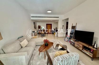 Apartment - 1 Bedroom - 1 Bathroom for rent in Al Arta 1 - Al Arta - Greens - Dubai Apartment - 1 Bedroom - 1 Bathroom for rent in Al Arta 1 - Al Arta - Greens - Dubai