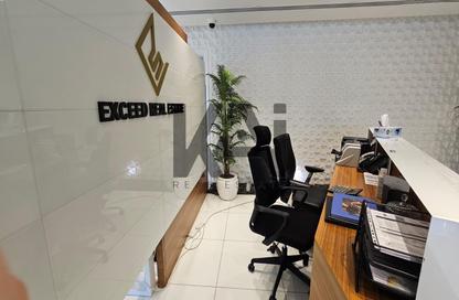 Office Space - Studio for rent in The Regal Tower - Business Bay - Dubai