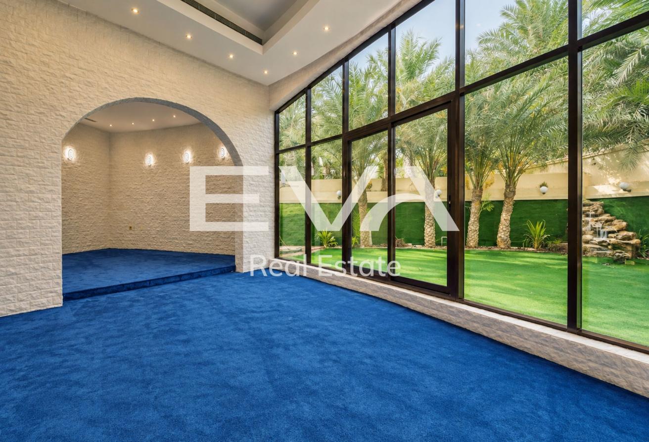 STUNNING 8-BEDROOM MANSION | LAKE VIEWS photo 11