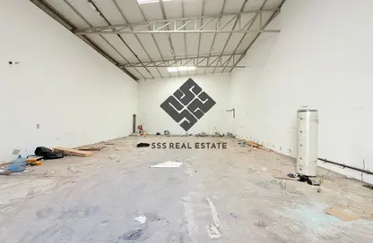 Warehouse - Studio - 1 Bathroom for rent in Umm Al Thuoob - Umm Al Quwain