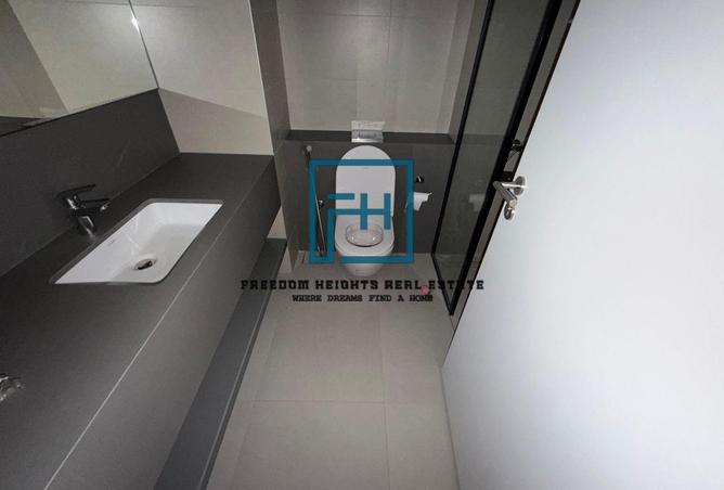 64041814 - Property Image 3