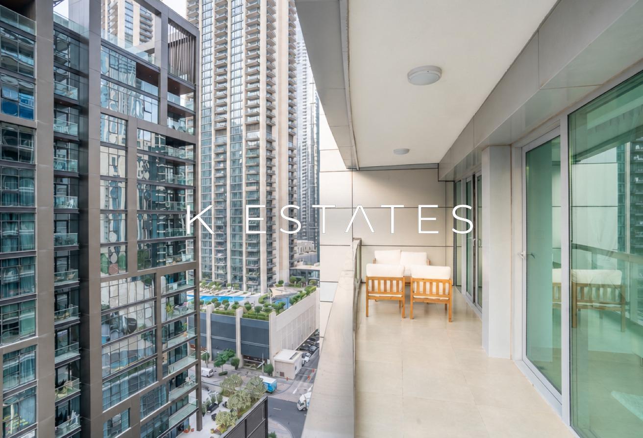 8 Boulevard Walk
