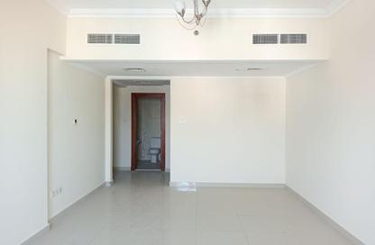 Apartment - 3 Bedrooms - 3 Bathrooms for rent in New Al Taawun Road - Al Taawun - Sharjah Apartment - 3 Bedrooms - 3 Bathrooms for rent in New Al Taawun Road - Al Taawun - Sharjah