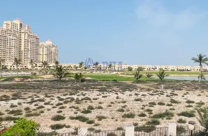 فيلا - 4 غرف نوم - 4 حمامات للايجار في تاون هاوسز قرية الحمرا - قرية الحمرا - رأس الخيمة