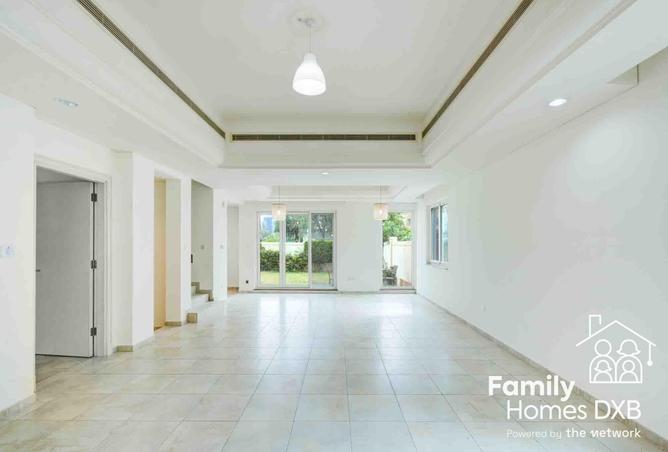 70279660 - Property Image 2