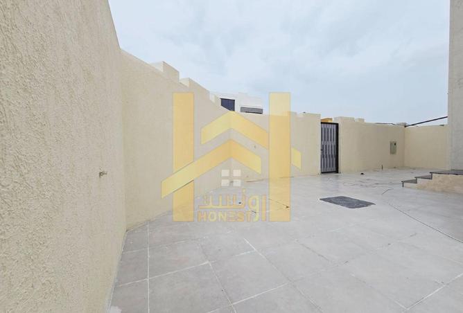 72733188 - Property Image 3