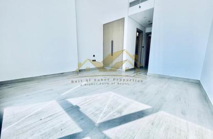 Apartment - 2 Bedrooms - 3 Bathrooms for rent in Jumeirah Garden City - Al Satwa - Dubai