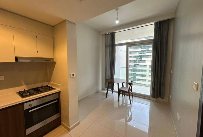 99125806 - Property Image 3
