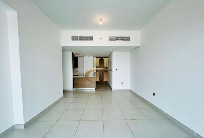 56548063 - Property Main Image