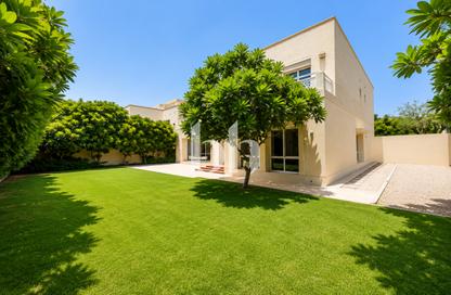 Villa - 5 Bedrooms - 5 Bathrooms for rent in Meadows 7 - Meadows - Dubai