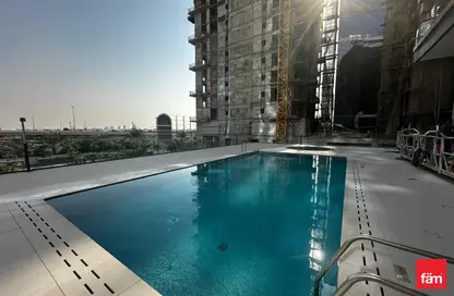 Apartment - 1 Bedroom - 2 Bathrooms for sale in Royal Regency - Business Bay - Dubai