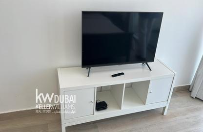 Apartment - Studio - 1 Bathroom for rent in Bloom Towers C - Bloom Towers - District 10 - Jumeirah Village Circle - Dubai