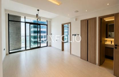 Apartment - 1 Bedroom - 1 Bathroom for sale in Marina Living - Dubai Marina - Dubai