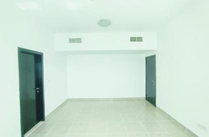 Apartment - 1 Bedroom - 2 Bathrooms for rent in New Al Taawun Road - Al Taawun - Sharjah