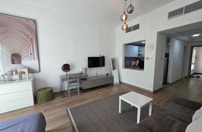 Apartment - Studio - 1 Bathroom for rent in Building 183 - Mogul Cluster - Discovery Gardens - Dubai Apartment - Studio - 1 Bathroom for rent in Building 183 - Mogul Cluster - Discovery Gardens - Dubai
