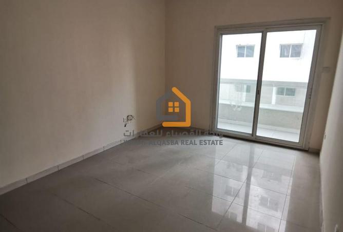 128852415 - Property Image 2