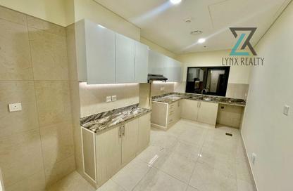Apartment - 2 Bedrooms - 3 Bathrooms for rent in Airport Road Area - Al Garhoud - Dubai