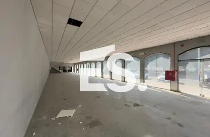 عمارة بالكامل - استوديو - 3 حمامات للايجار في ربدان - أبوظبي