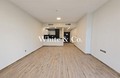 Apartment - 2 Bedrooms - 3 Bathrooms for sale in Golf Terrace A - Golf Terrace - Golf Town - Damac Hills - Dubai Apartment - 2 Bedrooms - 3 Bathrooms for sale in Golf Terrace A - Golf Terrace - Golf Town - Damac Hills - Dubai