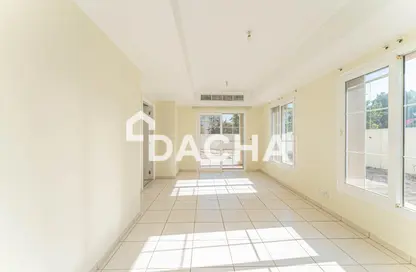Townhouse - 2 Bedrooms - 3 Bathrooms for rent in Springs 7 - The Springs - Dubai