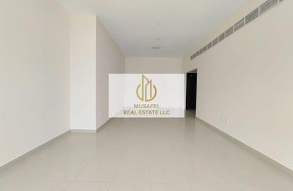 Apartment - 3 Bedrooms - 3 Bathrooms for rent in Al Hafeet Tower - Al Khan - Sharjah