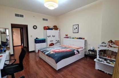 Apartment - 2 Bedrooms - 3 Bathrooms for sale in Green Lakes Towers 2 - Green Lakes Towers - JLT Cluster S - Jumeirah Lake Towers - Dubai
