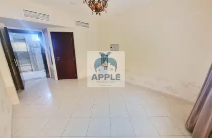 شقة - 1 حمام للايجار في مبنى مويلح - مويلح - الشارقة